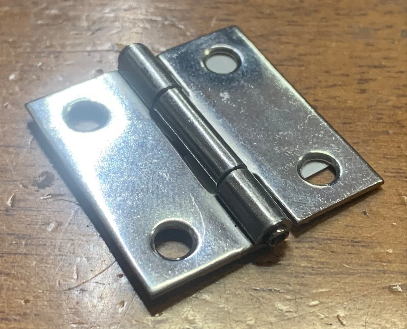CERNIERA INOX NORMALE RETTANGOLARE 30X30 0,77 mm.