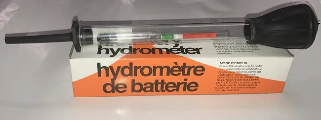 DENSIMÈTRE À FLOTTEUR POUR CONTRÔLER L'ÉTAT DES BATTERIES