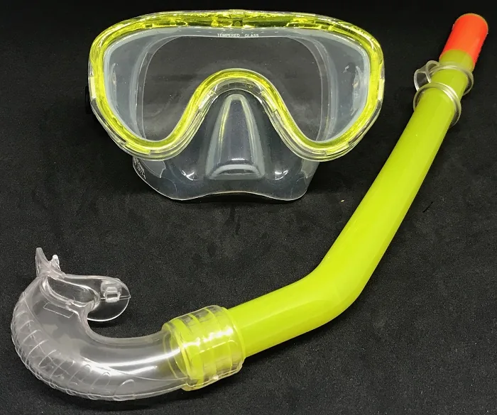 MARINA MASKE + SCHNORCHEL AUS SILIKON, TRANSPARENT GELB. (Kinder-Set).